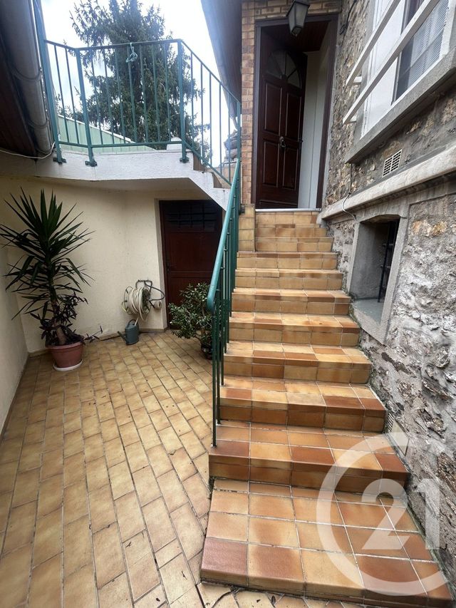 Afficher la photo en grand Maison à vendre - 6 pièces - 115 m2 - Stains - 93 - ILE-DE-FRANCE
