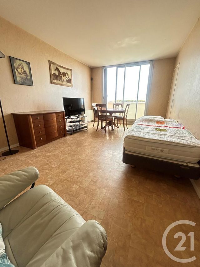 Appartement F2 à vendre - 2 pièces - 43,03 m2 - Stains - 93 - ILE-DE-FRANCE