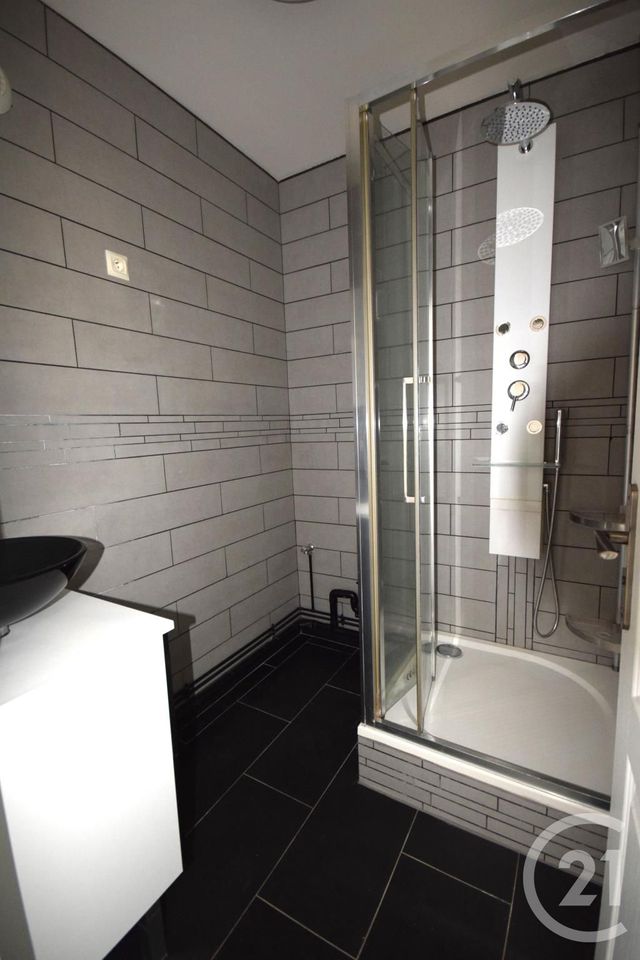 Appartement F2 à louer - 2 pièces - 47,40 m2 - Garges Les Gonesse - 95 - ILE-DE-FRANCE